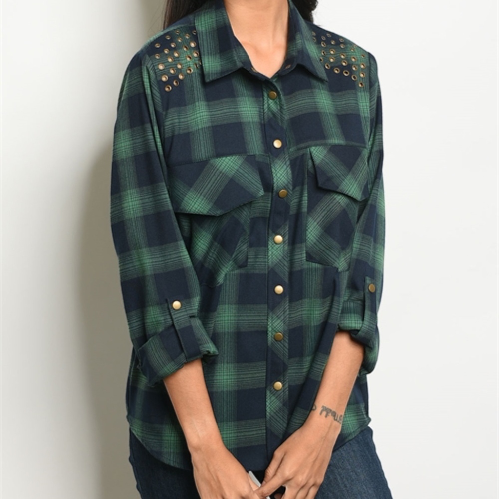 Button down long tab sleeve plaid tunic shirt.